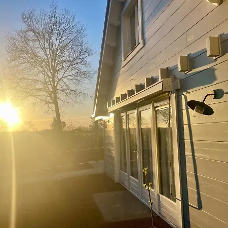 別荘 Kempenlodge, Luxe Boshuis Voor 8 Pers, In Brabantse *