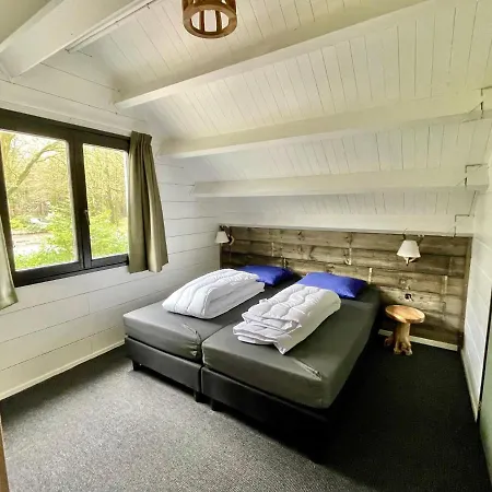 Kempenlodge, Luxe Boshuis Voor 8 Pers, In Brabantse בית נופש Diessen