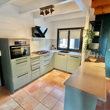 Hébergement de vacances Kempenlodge, Luxe Boshuis Voor 8 Pers, In Brabantse Diessen