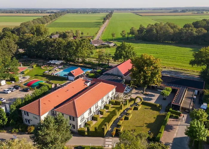 Hébergement de vacances Kempenlodge, Luxe Boshuis Voor 8 Pers, In Brabantse